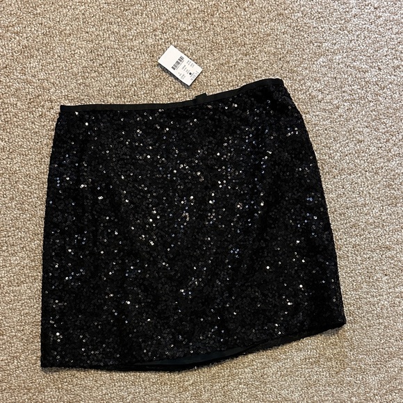 J. Crew Dresses & Skirts - J. Crew Black Sequin Mini Skirt